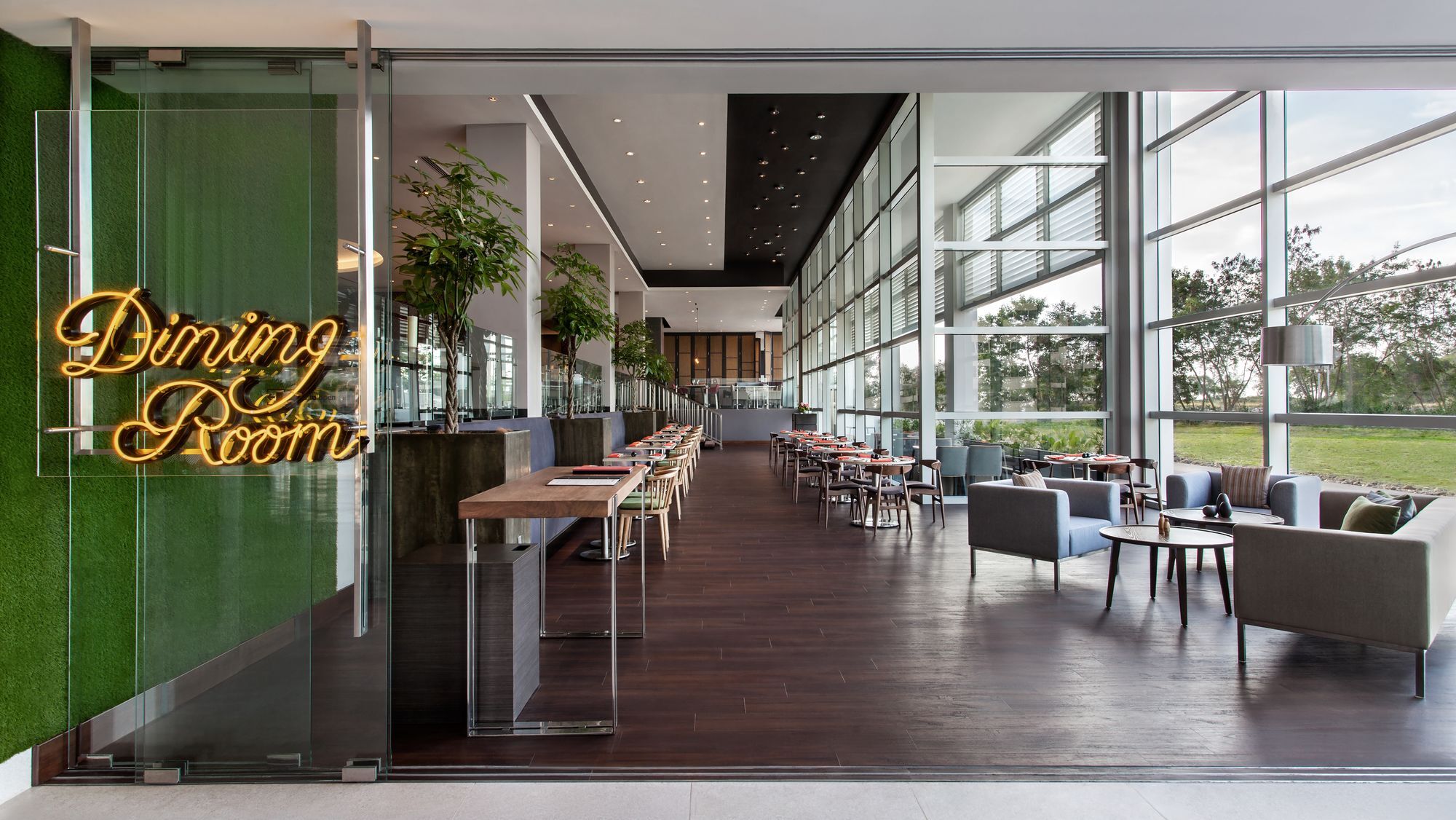 Hotel Pullman Miri Waterfront Exterior foto The Living Room